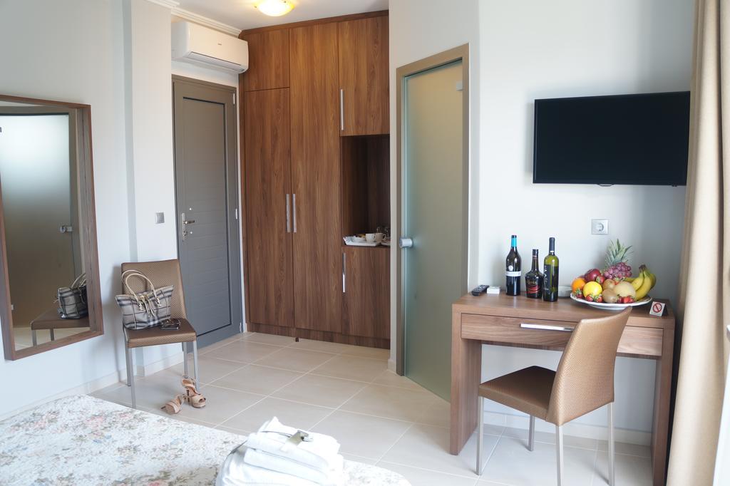 森特鲁姆酒店 Kallithea  客房 照片