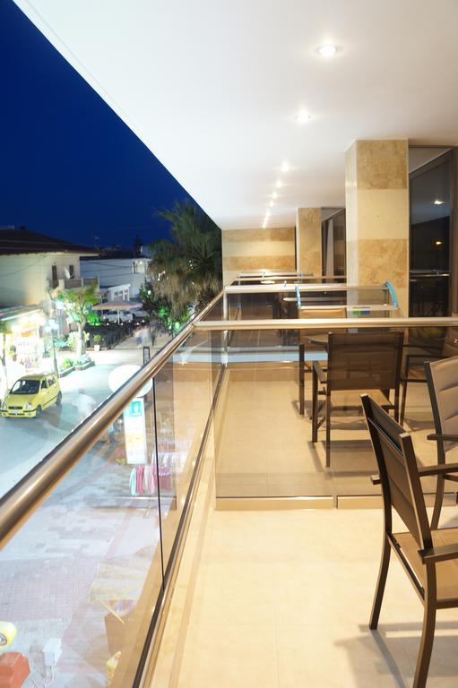 森特鲁姆酒店 Kallithea  客房 照片