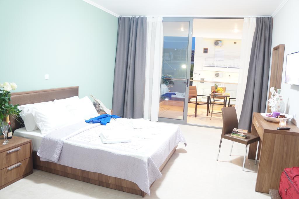 森特鲁姆酒店 Kallithea  客房 照片